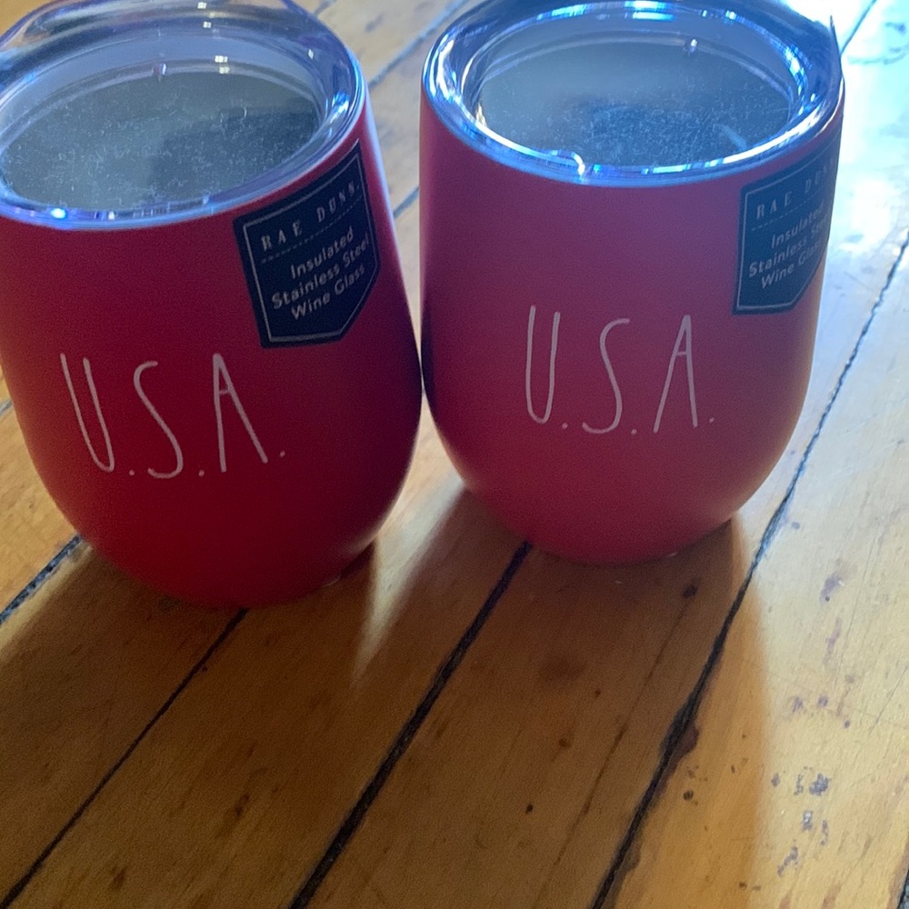 Rae Dunn cups